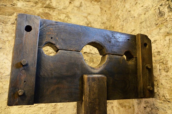 Cork City Gaol Admission Ticket with GUIDEBOOK - The Guided Tour Options and How They Complement Self-Guided Visits