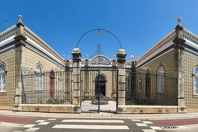 Cork Secrets - Experienced Guides and Positive Feedback