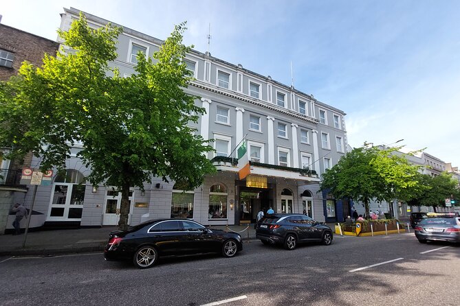 Cork to Galway Private Premium Car Service - Key Points