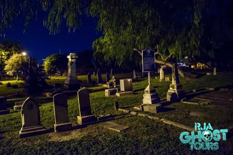 Corpus Christi: Guided Ghost Tour - The Role of the Certified Paranormal Investigator