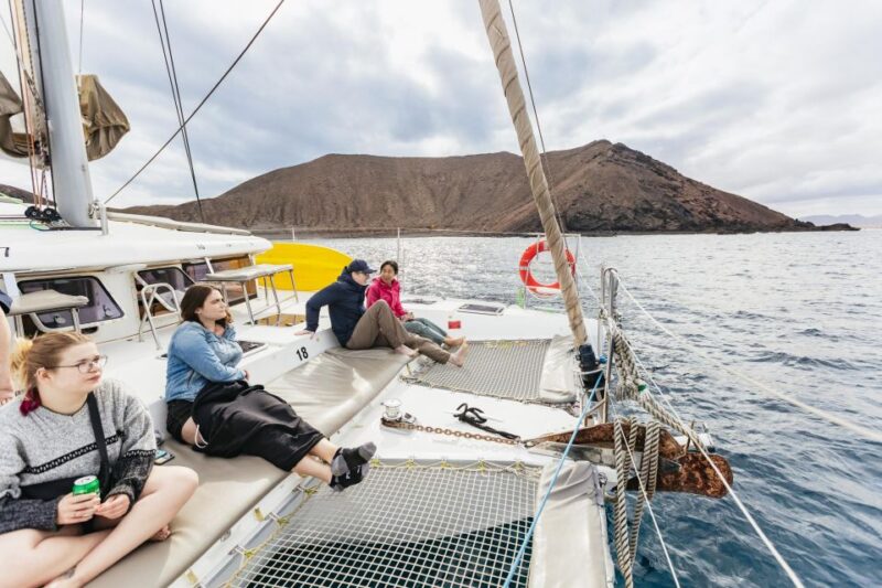 Corralejo: Lobos Island Catamaran Tour with Drinks & Snorkel - Additional Inclusions and Convenience