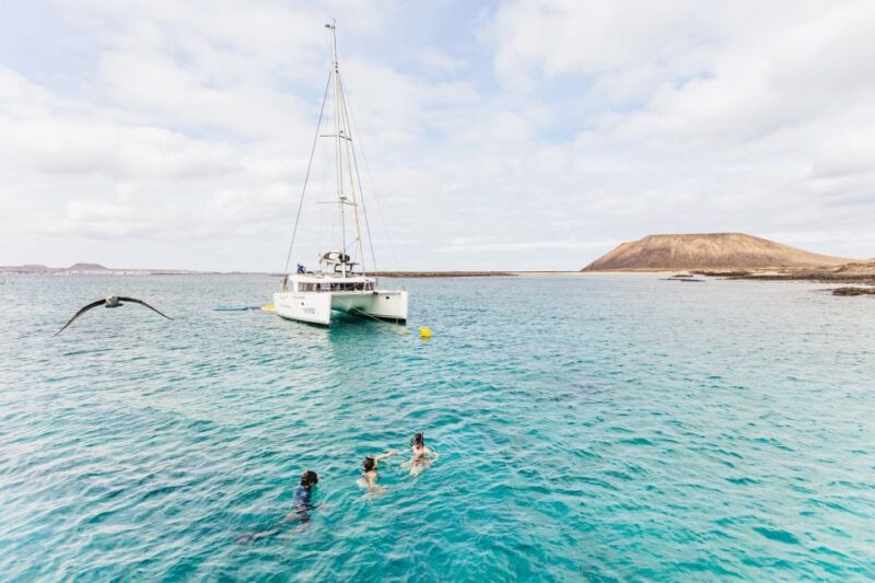 Corralejo: Lobos Island Catamaran Tour with Drinks & Snorkel - The Experience for Different Types of Travelers