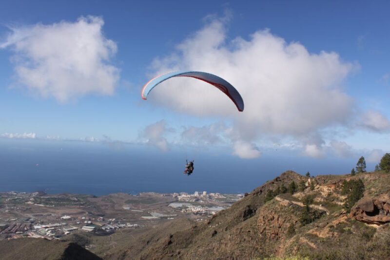 Costa Adeje: Tandem Paragliding Flight with Free Pickup - Ease of Takeoff and Landing Process