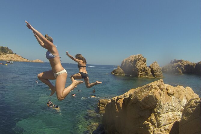 Costa Brava Day Adventure: Kayak, Snorkel & Cliff Jump with Lunch - Discover Costa Brava’s Coastal Beauty with Kayaking, Snorkeling, and Cliff Jumping