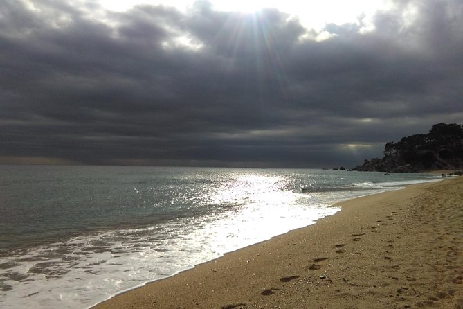 Costa Brava Small Group Hiking Tour from Barcelona - Visiting Historic and Traditional Coastal Towns