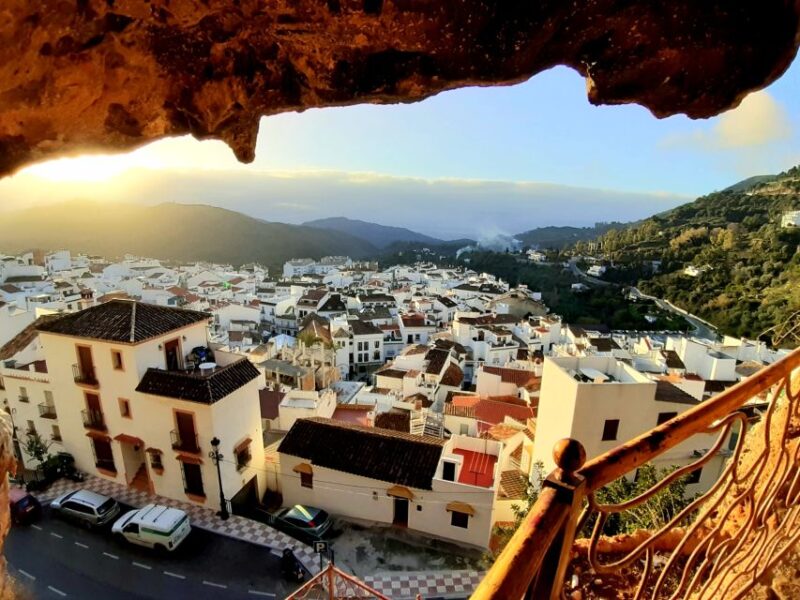 Costa del Sol: Private Tour to Ojen - Free Time for Shopping and Relaxation in Ojen