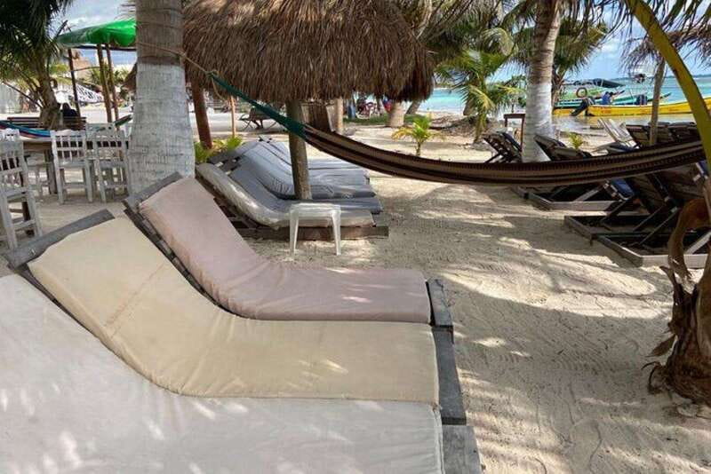 Costa maya : Beach Club Experience + relaxing massage - Key Points