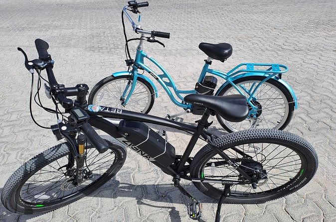 Costa Maya E-Bikes Rental - Navigating the Roads: Road Quality and Safety Tips