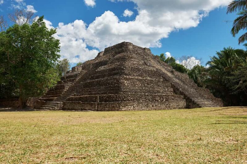 Costa Maya: Exclusive Chacchoben Ruins Premier Tour - The Guided Tour Experience and Expertise
