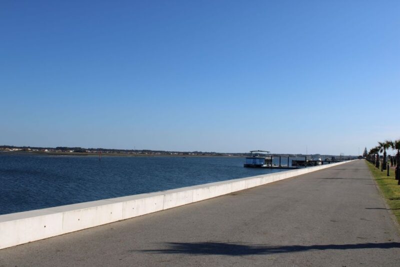 Costa Nova and Barra Beach Tour - Practical Details: Small Groups, Booking, and Accessibility