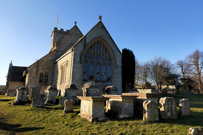 Cotswolds One Day Guided Cycle Tour - Private Groups - Exploring Burford, the Gateway to the Cotswolds