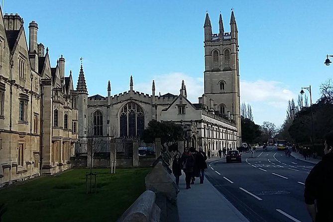 Cotswolds Villages and Oxford Full Day Tour from London - The Highlights of Oxford: From Colleges to the Bridge