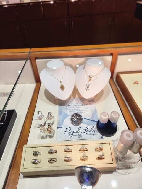 country side(zaanse schanse),windmills cheesefarm & Volendam - Experience the Best of North Holland in Just 5 Hours