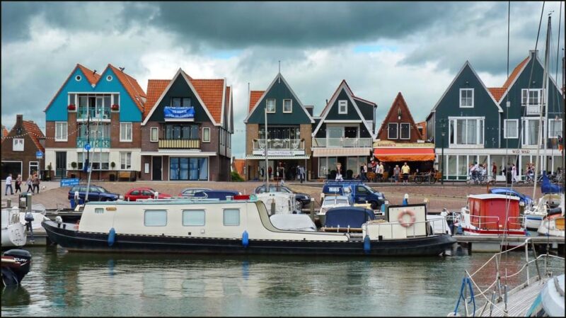 country side(zaanse schanse),windmills cheesefarm & Volendam - Discovering Volendam: A Picturesque Fishing Village
