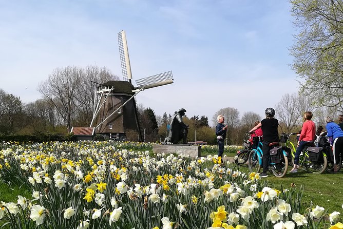 Countryside Bike Tour from Amsterdam: a Windmill and Dutch Cheese - Discovering Ransdorp and Zunderdorp