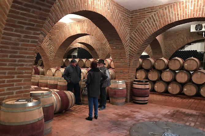 Couple Tour - Logistics and Personalization in the Tour