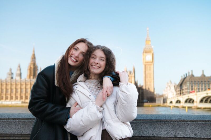 Couples photo: Romantic photoshoot in London - Iconic London Landmarks as Photo Backdrops