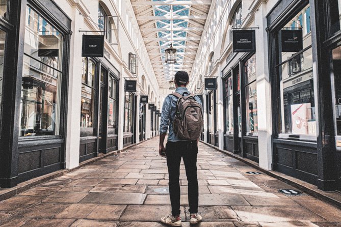 Covent Gardens Hidden Gems: A Self-Guided Walking Tour - Admiring the Royal Opera House