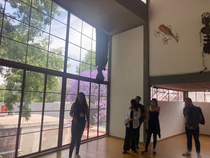 COYOACAN: FRIDA KAHLO STEPS IN COYOACAN AND SAN ANGEL CDMX - Discover San Angels Colonial Charm and Artistic Enclaves