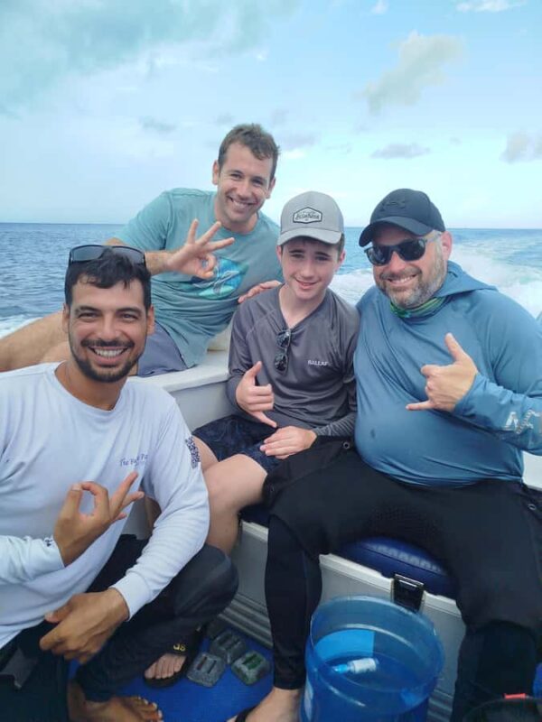 Cozumel: 2-Tank Dive, Eagle Ray Wall for Certified Divers - The Experience of Drift Diving in Strong Currents