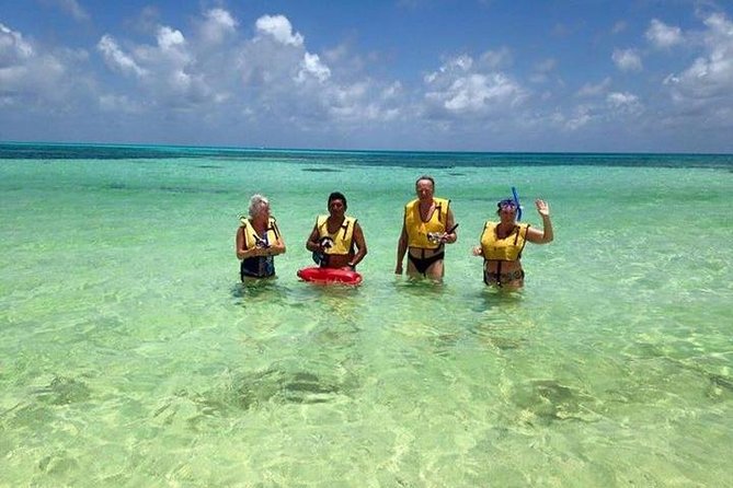 Cozumel Jeep and Snorkel Adventure with Lunch at Punta Sur Park - Colombia Lagoon and the Saltwater Crocodiles