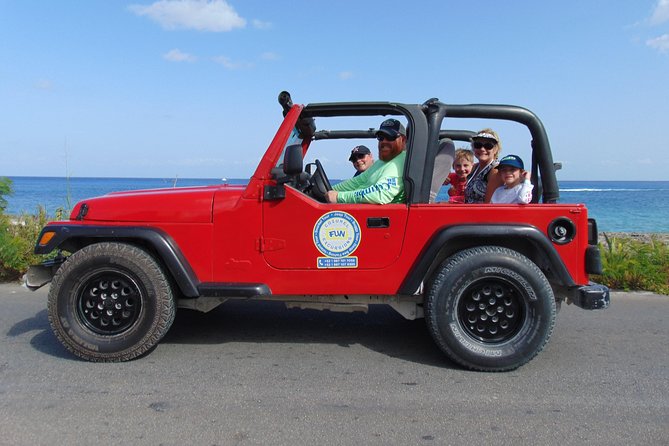 Cozumel Jeep and Snorkel Adventure with Lunch at Punta Sur Park - Climbing Punta Celarain Lighthouse and Visiting the Navigation Museum
