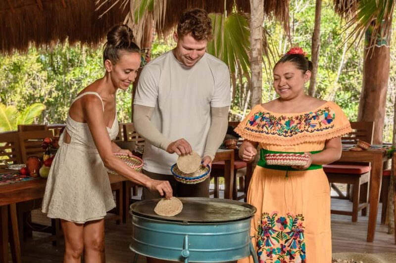 Cozumel: KUZÁ Beach Day, Buffet, Open Bar & Mexican Flavors - Key Points