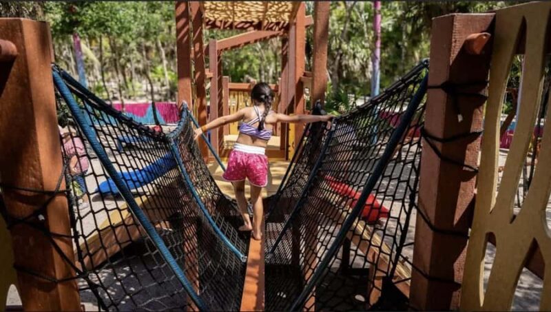 Cozumel: KUZÁ Deluxe Pass with Buffet, Open Bar & Activities - Key Points