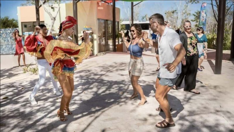 Cozumel: KUZÁ Deluxe Pass with Buffet, Open Bar & Activities - Practical Information and Accessibility