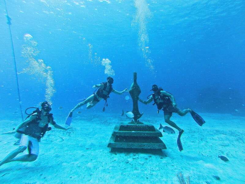 Cozumel: One Tank Scuba Dive and Full Chankanaab Park Access - The Role of the Guides in Creating a Memorable Experience
