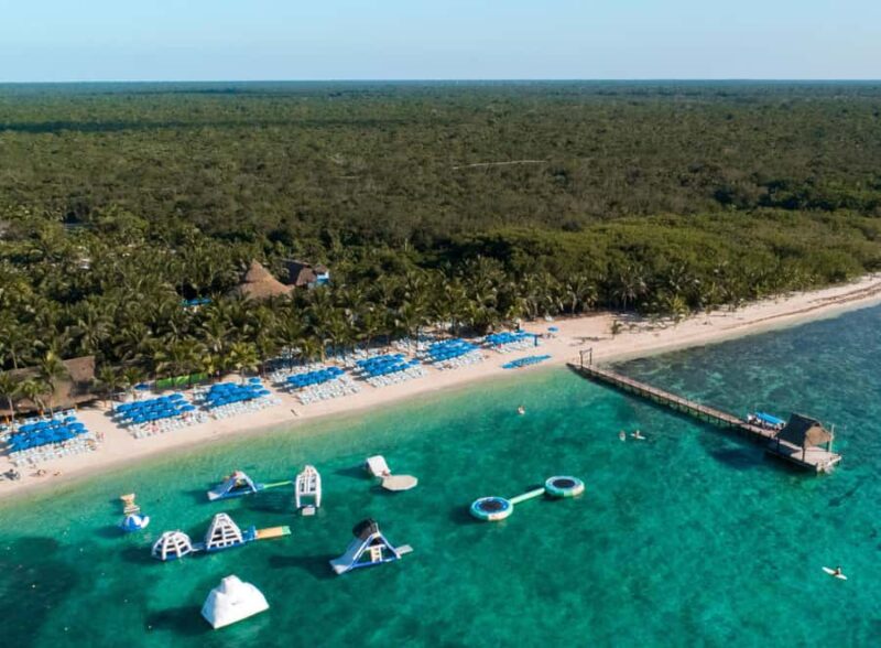 Cozumel: Paradise Beach Club Day Pass with Food & Drinks - Key Points