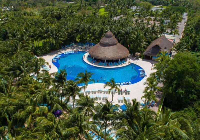 Cozumel: Paradise Beach Club Day Pass with Food & Drinks - Logistics and Booking Flexibility