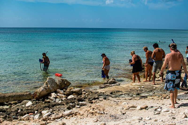Cozumel Private Jeep Tour with Lunch and Snorkeling - Explore Cozumel’s Hidden Beaches and Cultural Sites in a Private Jeep