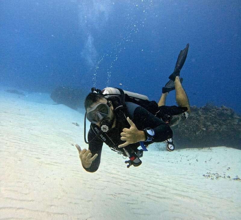 Cozumel Scuba Diving: 2 Tanks in the National Park for certified divers - Comparing This Tour to Similar Cozumel Diving Options