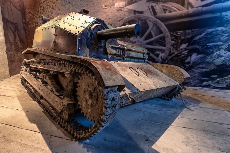 Cracow: Kazimierz by Golf Cart and Schindler's Factory Tour - The Importance of a Knowledgeable Guide