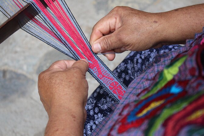 Craft and Villages - Santo Tomás Jalieza and the Pre-Hispanic Waist Loom