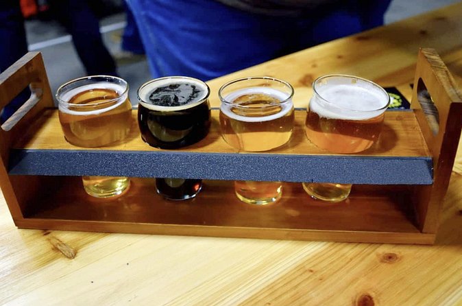 Craft Beer Tour in Monterrey and Drinks Included - The Atmosphere and Experience in Monterrey’s Old Quarter