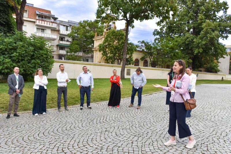 Craiova: Guided Walking Tour with Local Guide - Walking through Craiova’s Historic Old City Center