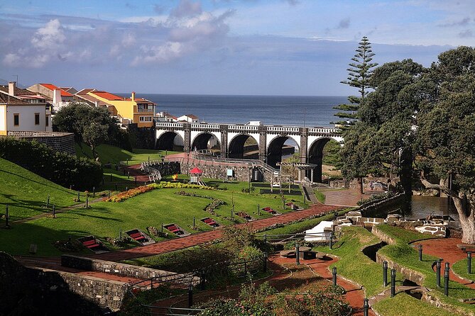 Crater Lakes Adventure: Sete Cidades & Lagoa do Fogo Day Tour - Exploring São Miguel’s West Side: What the Tour Covers