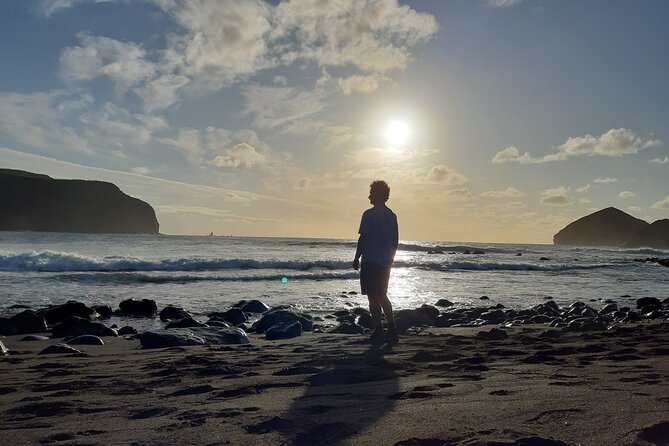 Crater Lakes Adventure: Sete Cidades & Lagoa do Fogo Day Tour - Santo António Pineapple Plantation: Local Agriculture Insight