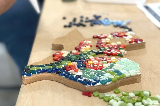 Create unique mosaic art in the heart of East Austin - Key Points