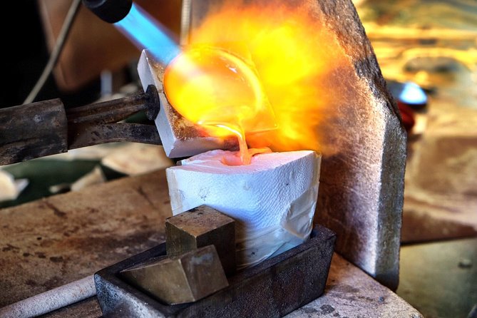 Create your original cuttlefish bone cast jewelry. - Unlock the Art of Ancient Jewelry Making in Florence