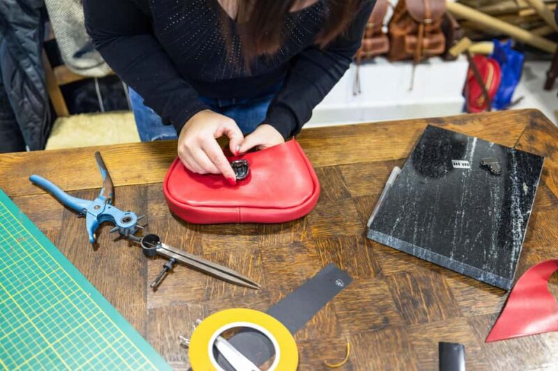 Create your own leather bag in Luberon area! - Daniella: The Expert Guide and Instructor