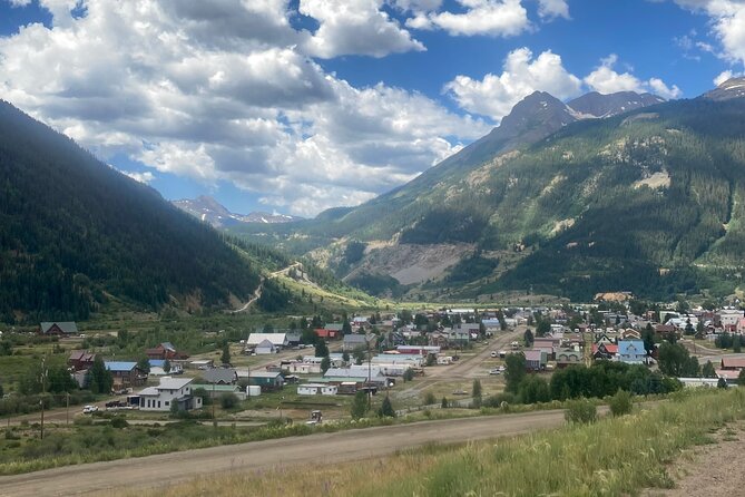 Creative Soul Scavenger Hunt of Silverton Colorado - The Role of the Host and Local Interaction