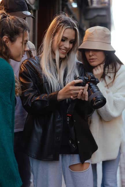 Cremona: Photo Shoot in the Historic Center - Logistics and Meeting Details