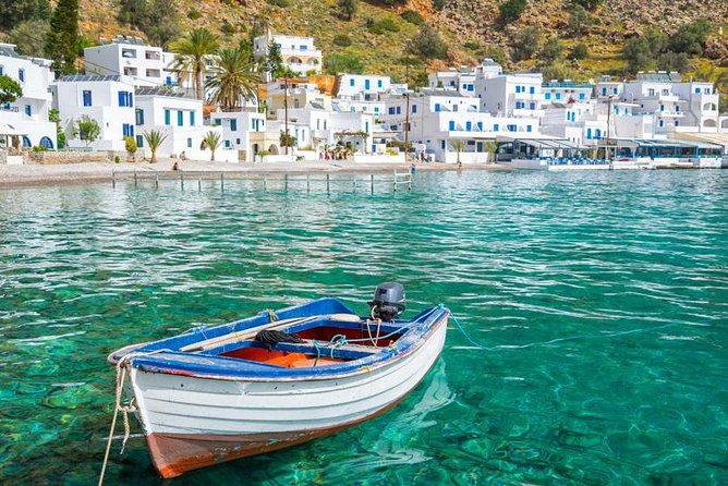 Creta Private Transfer from Heraklion (HER) Airport to Agia Pelagia - Convenient Meeting and Drop-off Points at Heraklion Airport