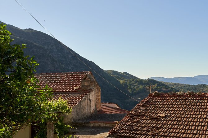 Cretan Night: Dinner & Live Show at Pano Karouzanos Village - The Traditional Music and Dance Show