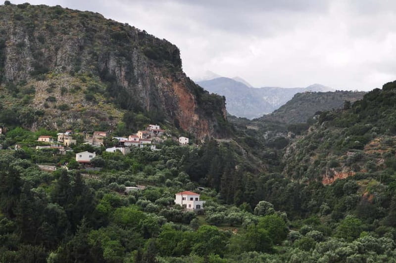 Crete Above the Clouds: Private 4x4 White Mountains Safari - Navigating Therisso Gorge’s Dramatic Cliffs