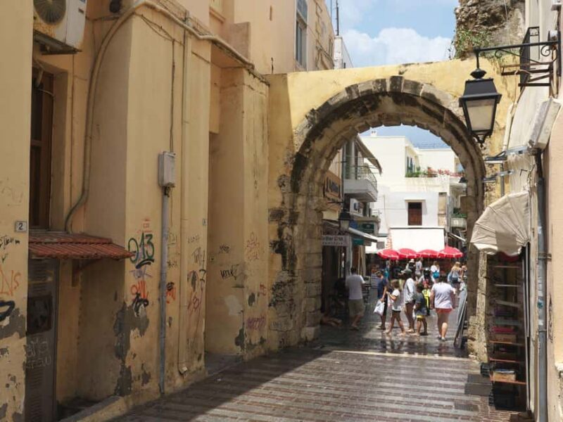 Crete: Arriving by cruise ship at Chania - Port of Souda - Key Points