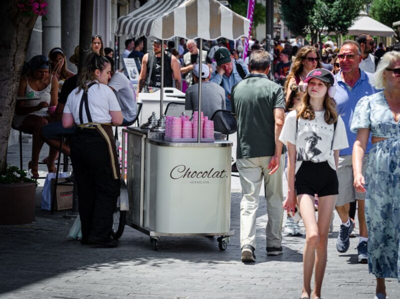 Crete: Heraklion Center, Local Market and Creta Aquarium - What Makes This Tour Stand Out?